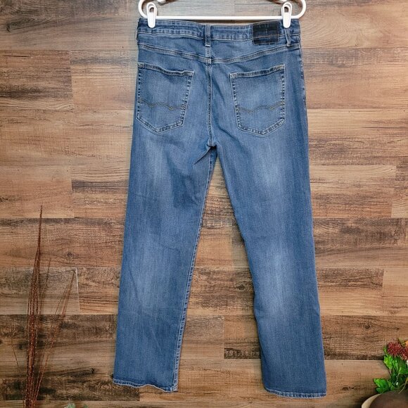 American Eagle Jeans Size 33x34 Measures 33x32 Flex Original Boot Medium Light - Picture 2 of 11